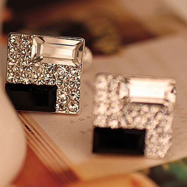 Generous Square Shape Female Diamante Vogue Ear..